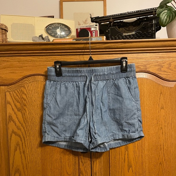 Drawstring Chambray Shorts - Picture 1 of 3
